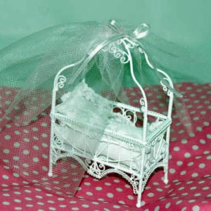 White wire crib with canopy