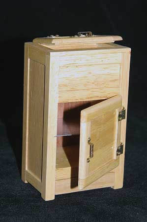 Ice chest pine wood