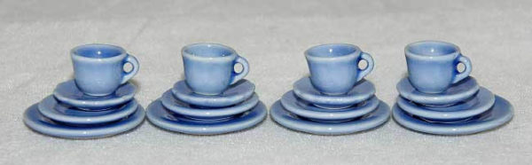 Blue good quality porcelain dinner service