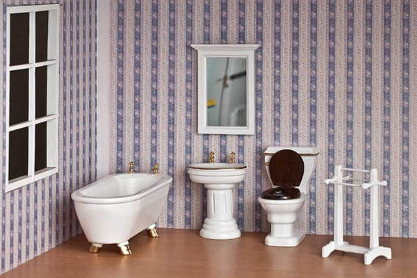 5 piece white bathroom set