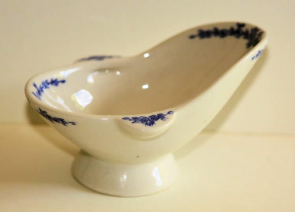 Porcelain hip bath