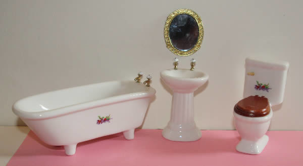 bathroom set, 4 piece, floral motif