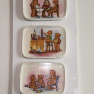 Set of three teddy decorated plates