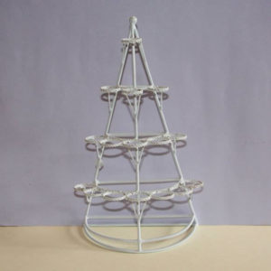 White wire 16 hole plant stand